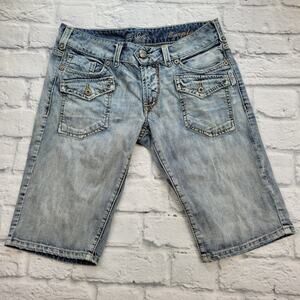 Silver Jeans Bermudas Distressed Turquoise Rivets Button Flap Pockets size 28